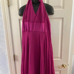 Are you ready for prom or wedding guest?  Great dancing Halter dance dress